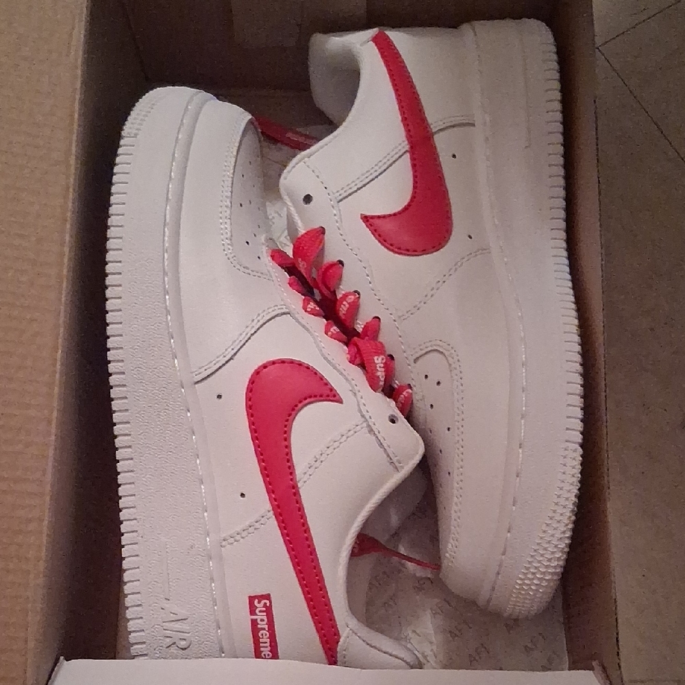 Supreme White and Red Casual Sneakers